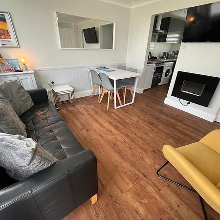 Beachcomber, Sunbeach, Scratby - Two Bed Chalet, Sleeps 4, Free Wi-Fi, Free Club Passes, Free Swimming And Pet Friendly Esterno foto
